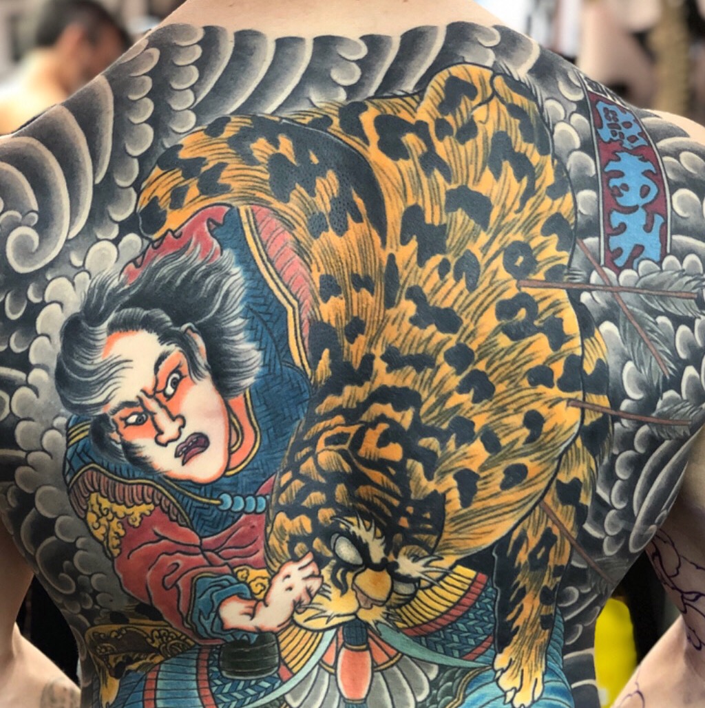 This is traditional Japanese tattooing at its best! It takes unbelievable  skill and dedication to make a tattoo of this quality! Curator... |  Instagram